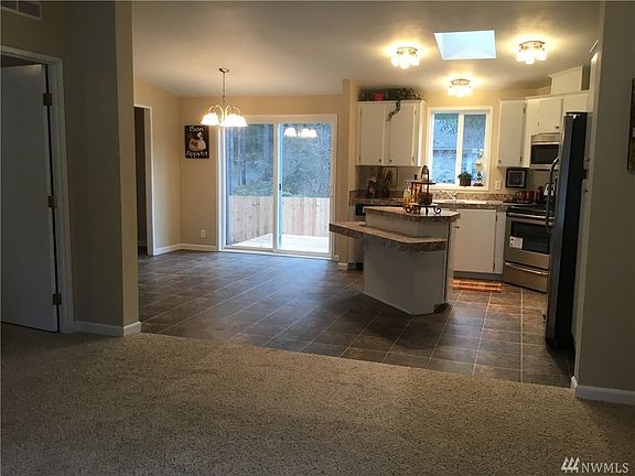 4th image of 19614 19th Street Ct S