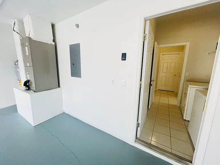 1738 Golfview Dr — Photo 12