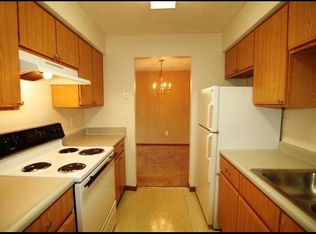400 Country View Ct APT 10, Martinsville, IN 46151