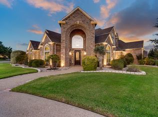 110 Sumner Ln, Waxahachie, TX 75165