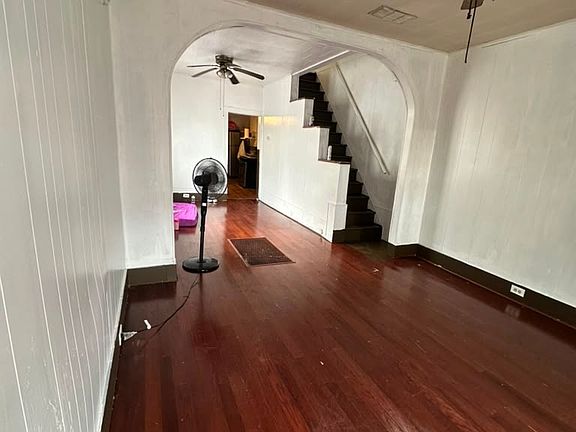 2nd image of 624 N 2nd St