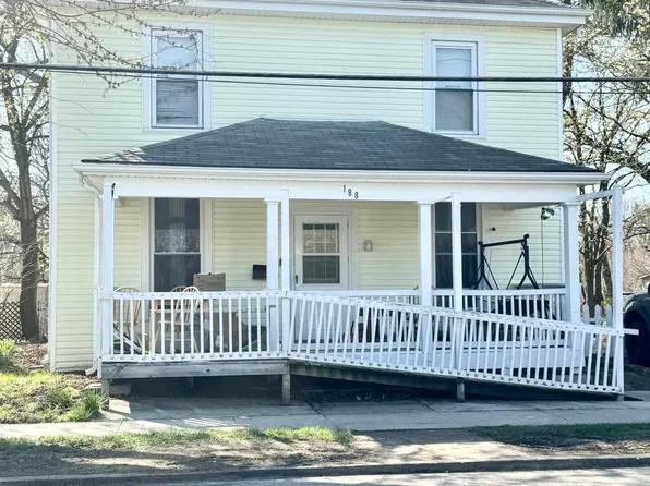188 W Center St, London, OH 43140