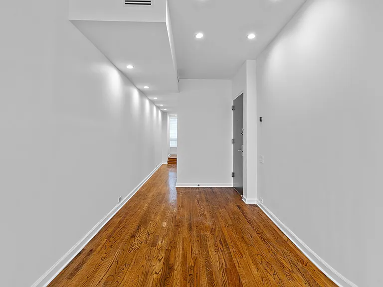 117 Bloomfield St #4A — Photo 8