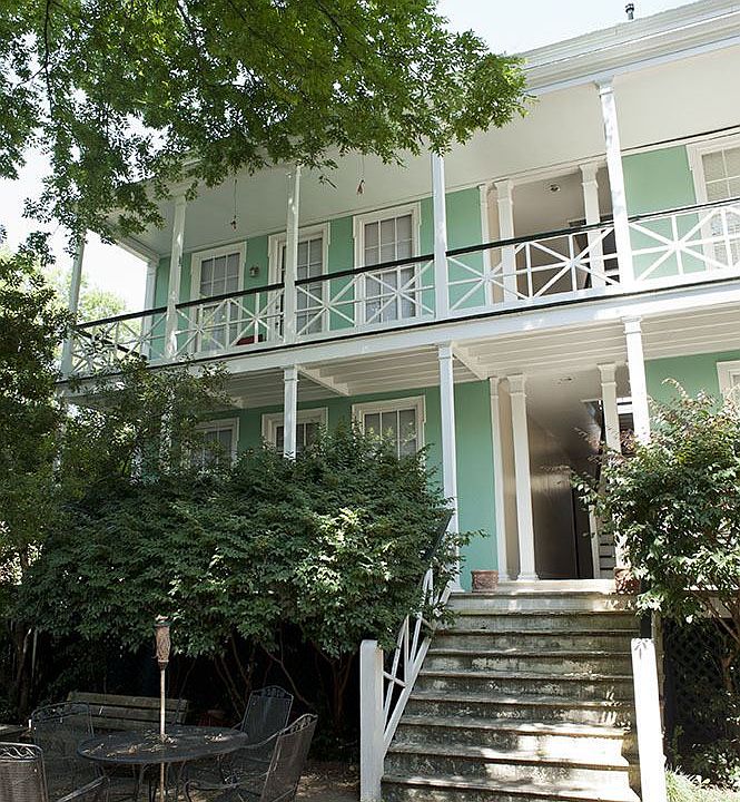 1st image of 46 Holtsinger Ave APT C