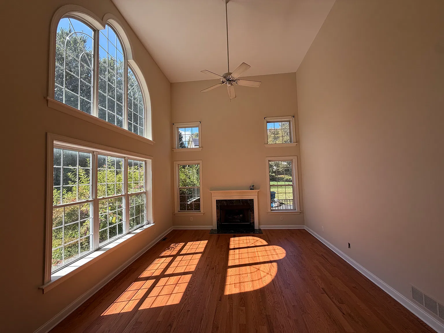 712 Garden Drive - 1 — Photo 3