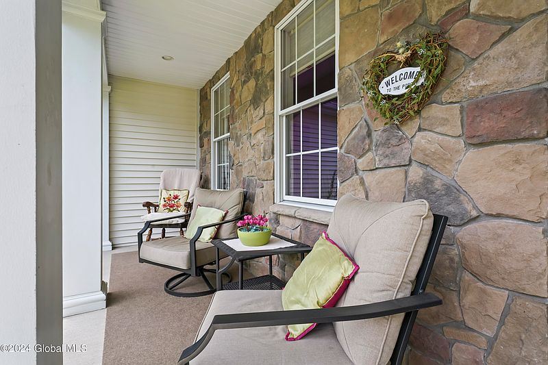 3rd image of 4 Summerfield Circle