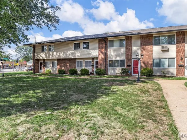 9197 Villaridge Ct, Saint Louis, MO 63123