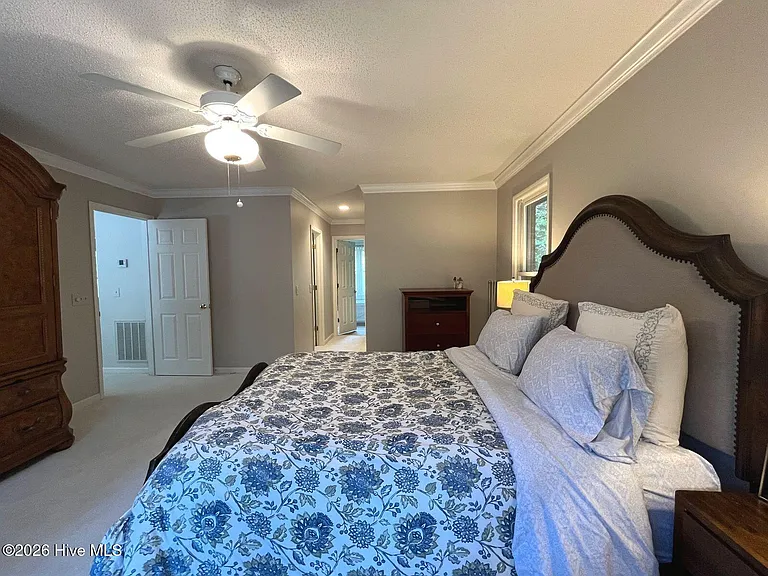 100 Bridle Path Cir — Photo 18