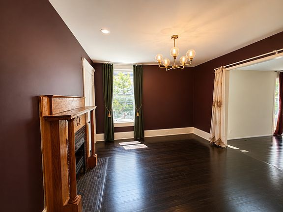 5th image of 344 Josephine St