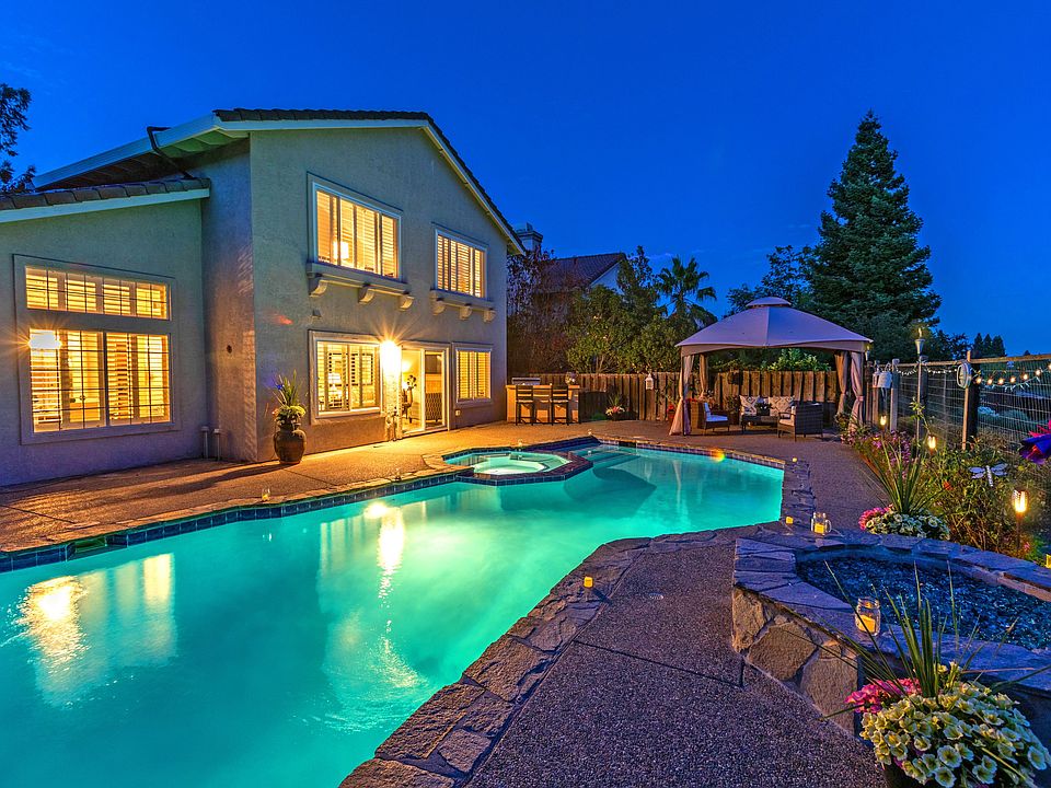 1st image of 4028 Westminster Pl