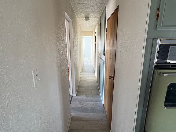 5th image of 18532 Wagner Rd