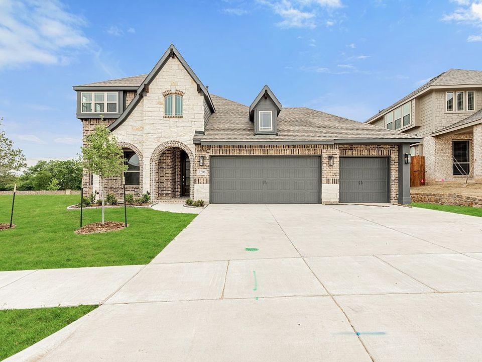 1st image of 3208 Rosewood Dr