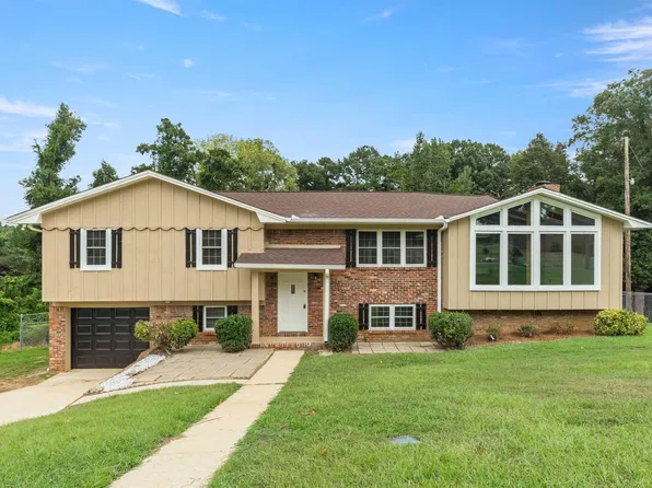 208 Forest Lane Dr, Adamsville, AL 35005