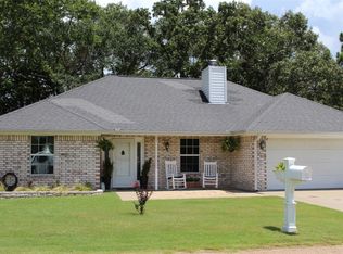 206 Vista Dr, Eustace, TX 75124