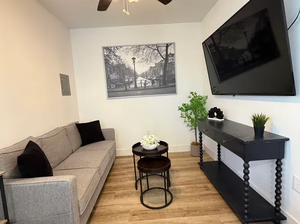 5359 Chattanooga Ave, Las Vegas, NV 89122