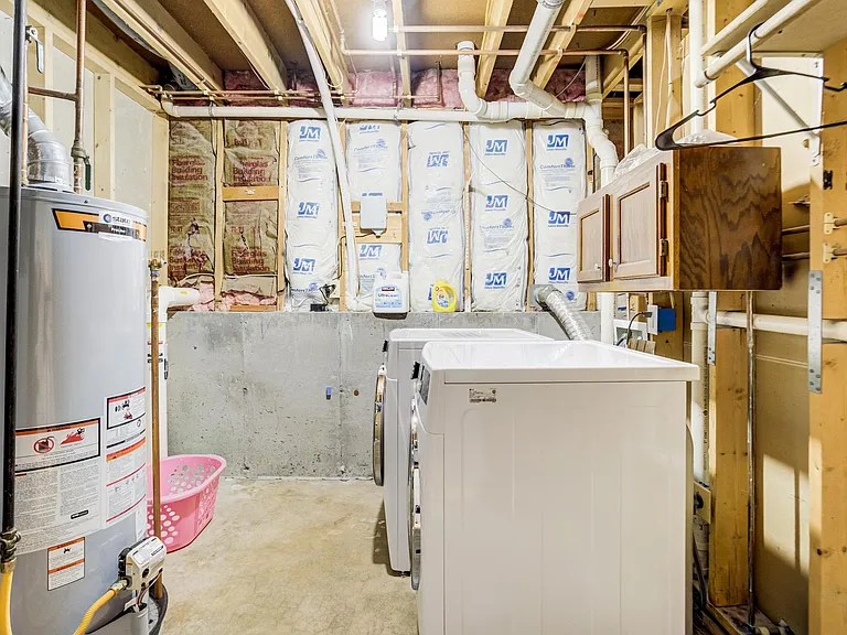 7425 Painted Rock Dr — Photo 36