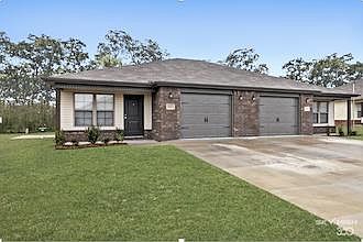 4th image of 1002 S Holly St #F8f2156a7