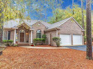 380 Saint Andrews Dr, Pinehurst, NC 28374