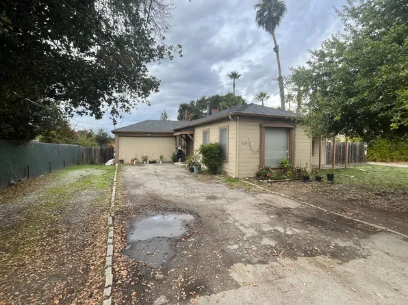 2321 7th Ave, Santa Cruz, CA 95062