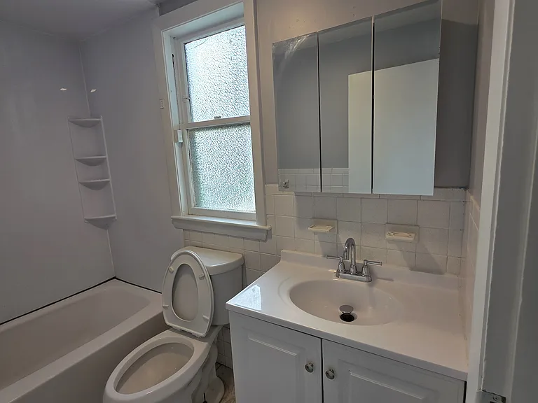 48 Archer St #2 — Photo 5