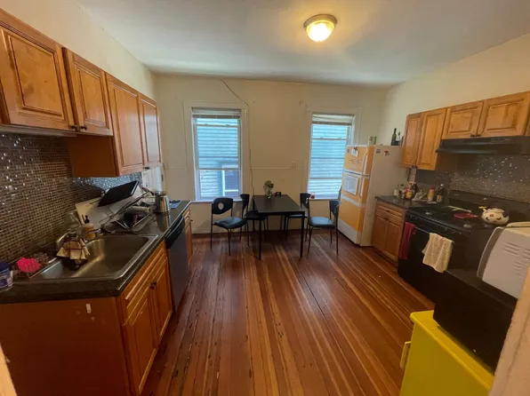 65 Hillside St, 65 Hillside St #2, Boston, MA 02120