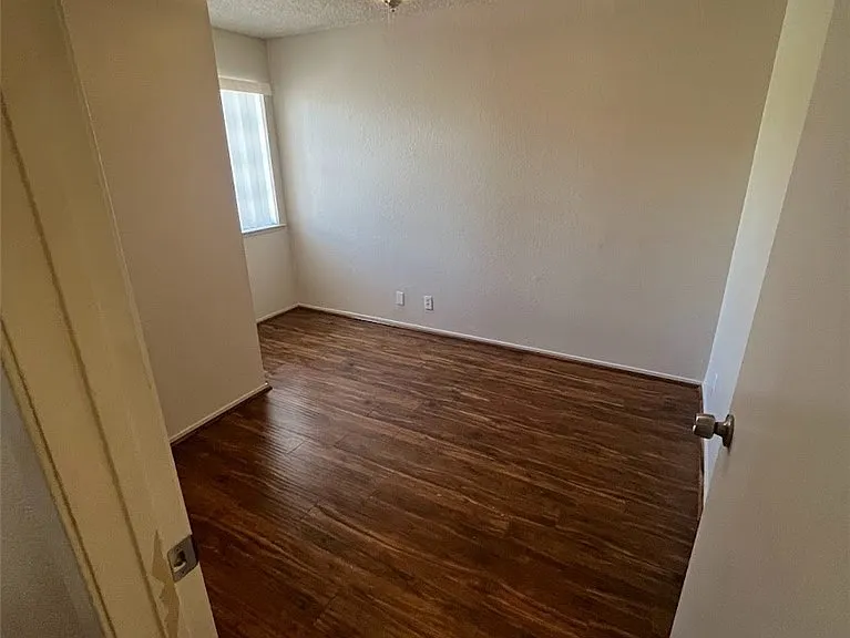 914 Scarlet Ridge Dr — Photo 18