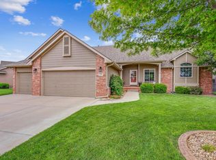 3926 N Lake Ridge St, Wichita, KS 67205