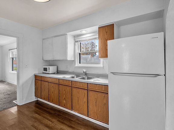 5th image of 2337 W Kiernan Ave