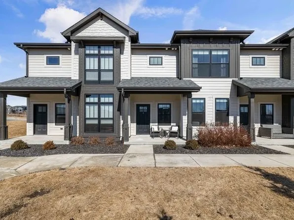 2027 SW Chautauqua Ln, Ankeny, IA 50023