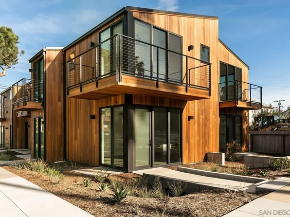 221-227 W G St, Encinitas, CA 92024
