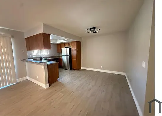 2 bed, 908 sqft, $1,725 — Photo 1