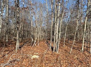 3044 Shawnee Rd, Crossville, TN 38572