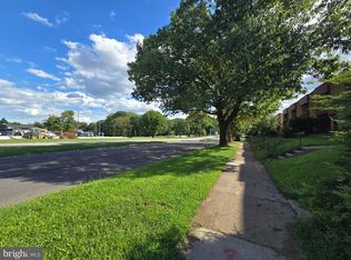 7528 E Roosevelt Blvd, Philadelphia, PA 19152