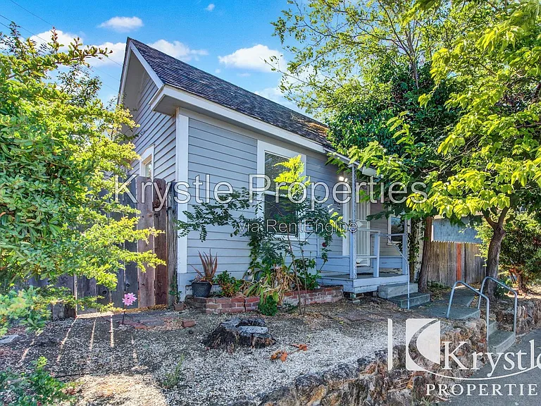 314 Marin St — Photo 1