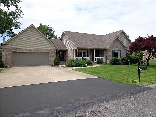 139 Woodland Ct photo 1