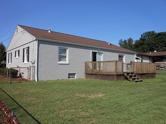 4th image of 208 Longacre St