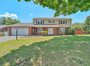 5240 Luwana Dr, Roanoke, VA 24018