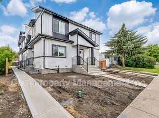 15935 106th Ave NW, Edmonton, AB T5P 0W6
