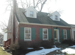 1717 C Ave NW, Cedar Rapids, IA 52405