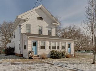 70 West St, Cromwell, CT 06416