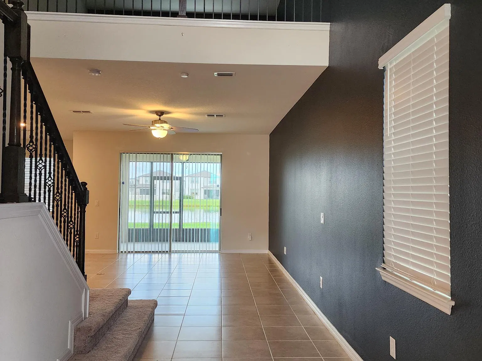 4 bed, 2518 sqft, $2,600 — Photo 3
