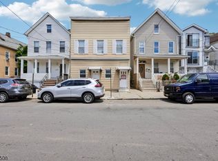 523 Franklin St, Elizabeth City, NJ 07206