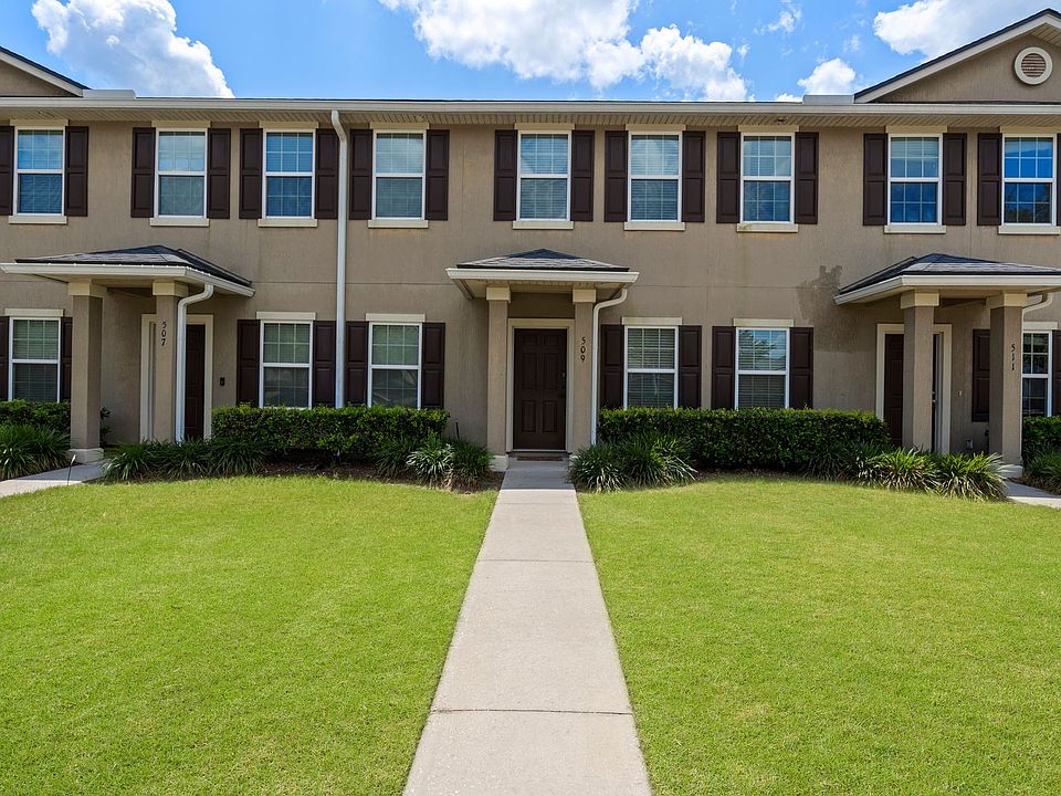 1st image of 509 Sherwood Oaks Dr