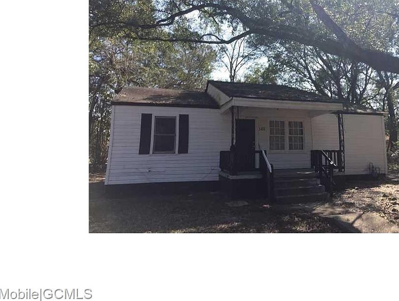 2nd image of 1455 Houston St