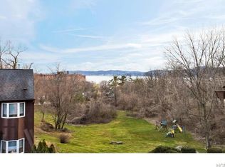 8 Vista Ct, Ossining, NY 10562