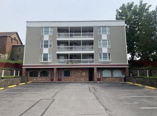 20 S Main St, Montgomery, PA 17752