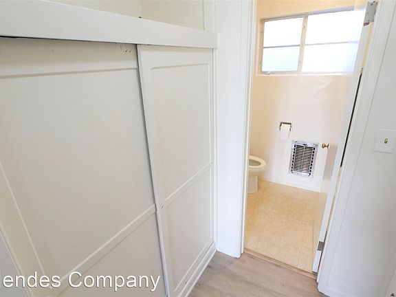 4th image of 3602-3608 Indiana St #3606-B