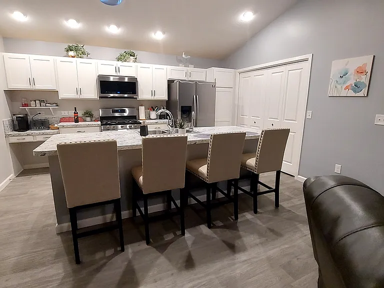 6044 Chase Ct — Photo 5