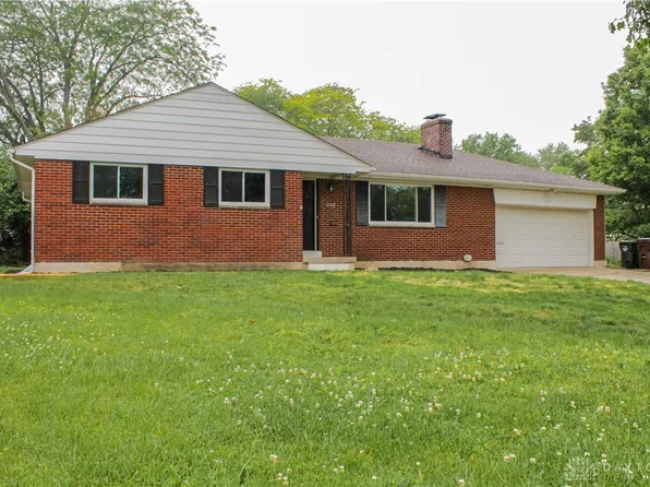1132 Cloverfield Ave, Kettering, OH 45429