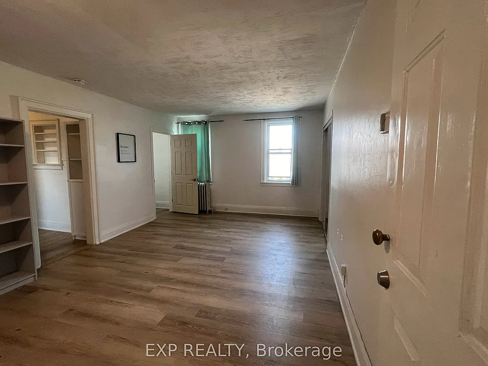 102 Greensides Ave #8